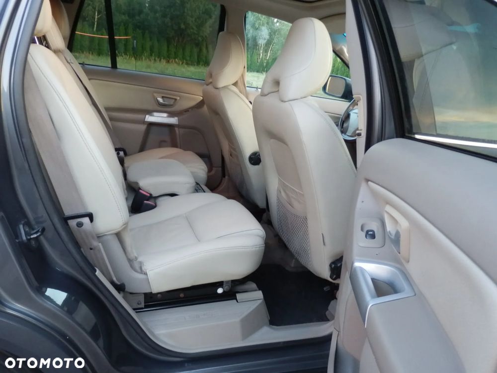 Volvo XC 90 2.4D Summum - 11