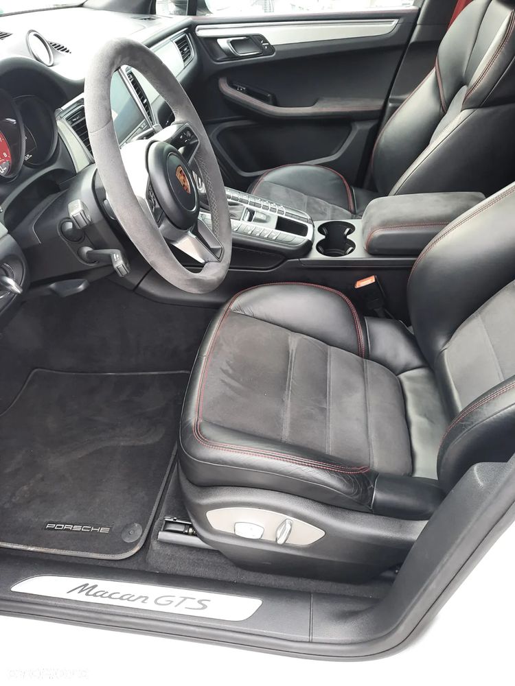 Porsche Macan - 21