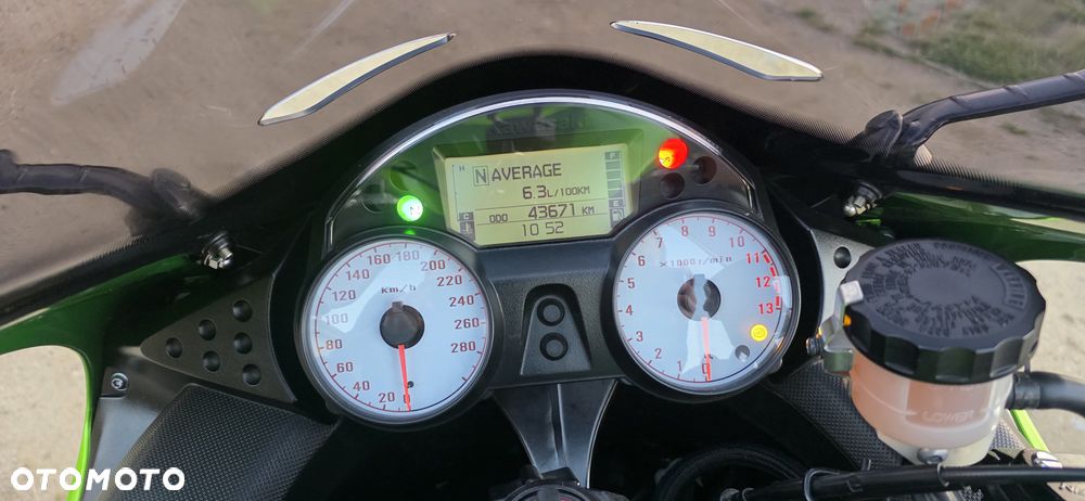 Kawasaki ZZR - 6