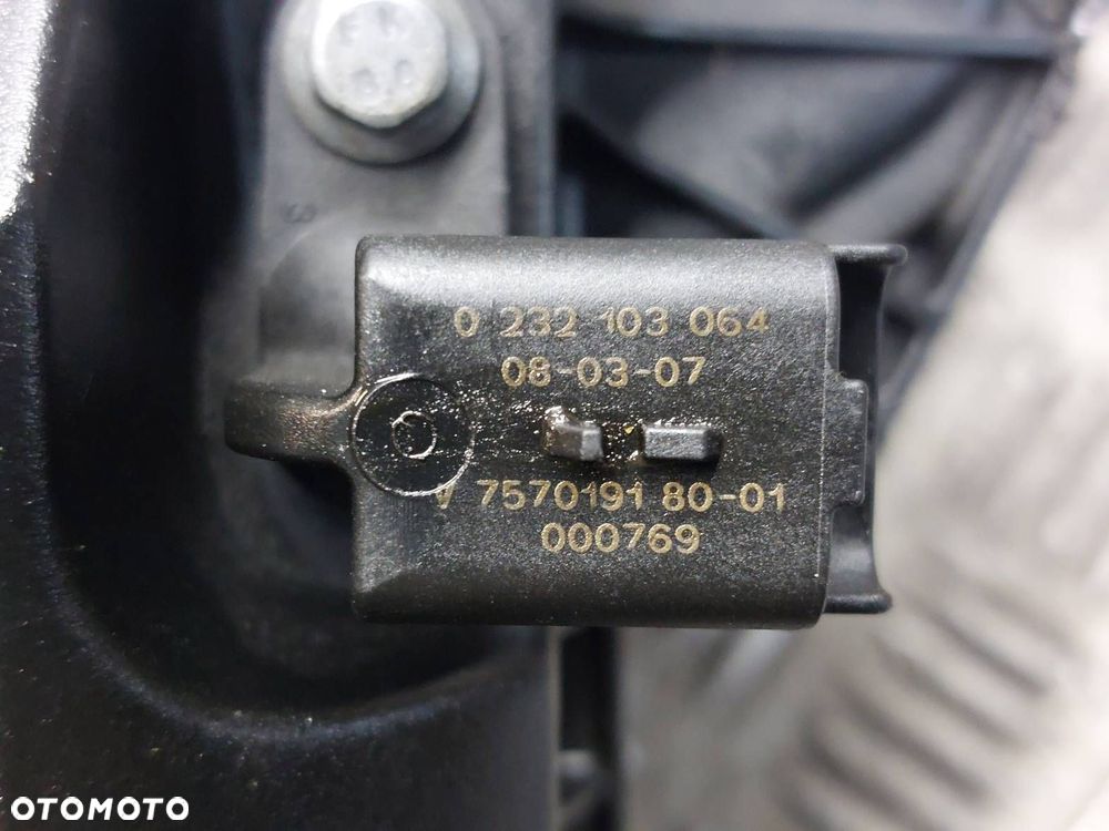 POKRYWA ZAWORÓW PEUGEOT 207 I 1.4 16V M03017B180 V757272480 V757019180 - 4