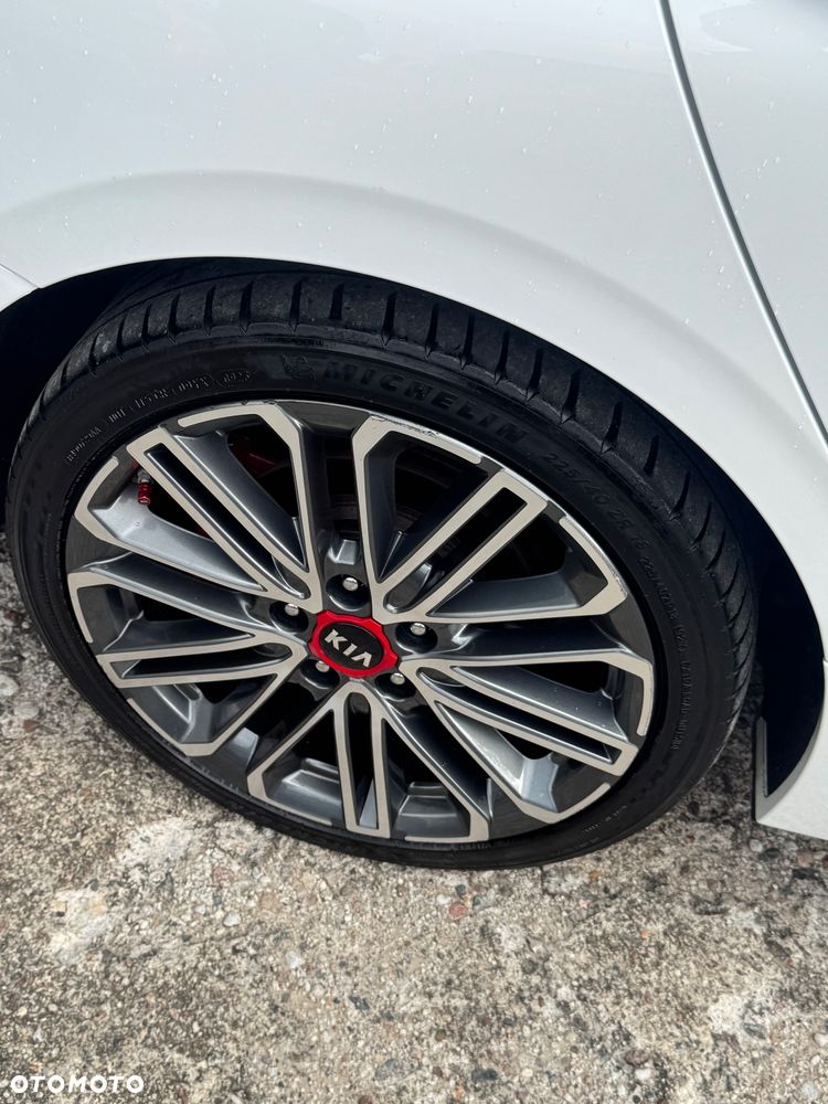 Kia ProCeed 1.6 T-GDI DCT7 OPF GT - 35