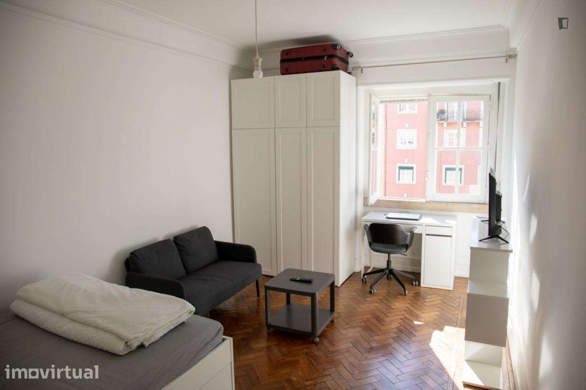 Quarto - localizado em Alameda Lisbon - Grande imagem: 5/24