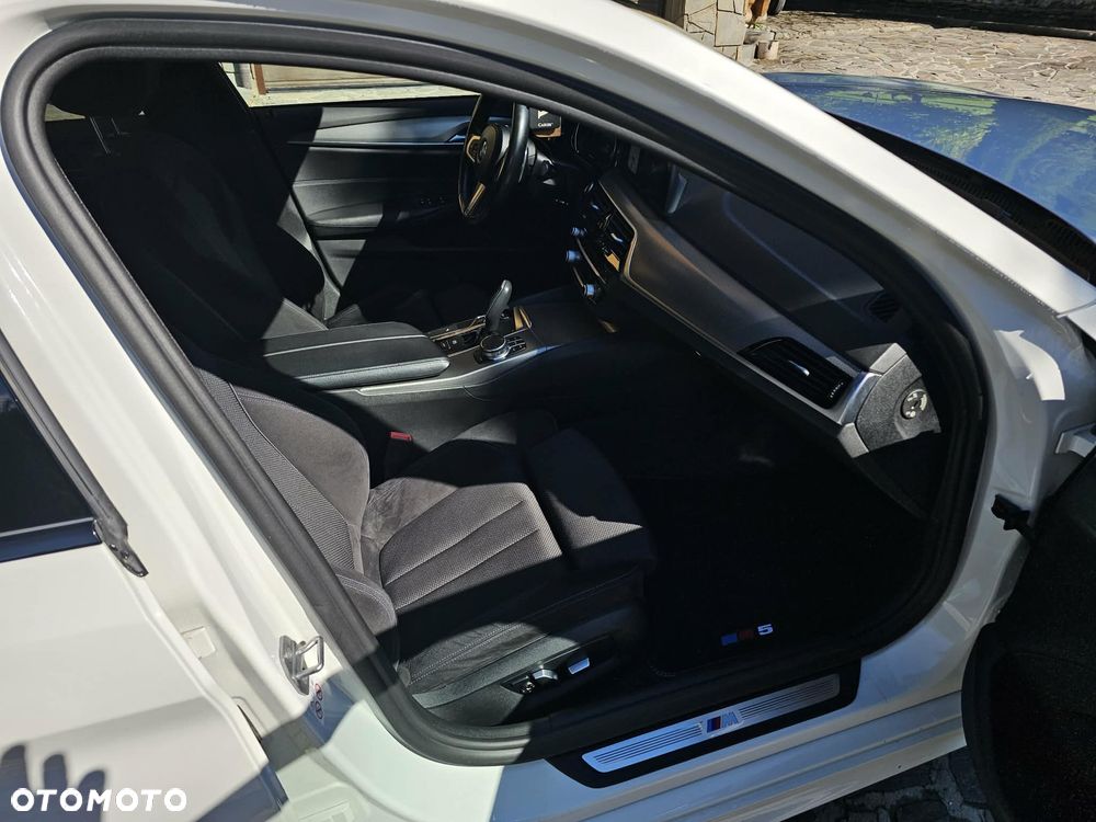 BMW Seria 5 540i xDrive M Sport sport - 35