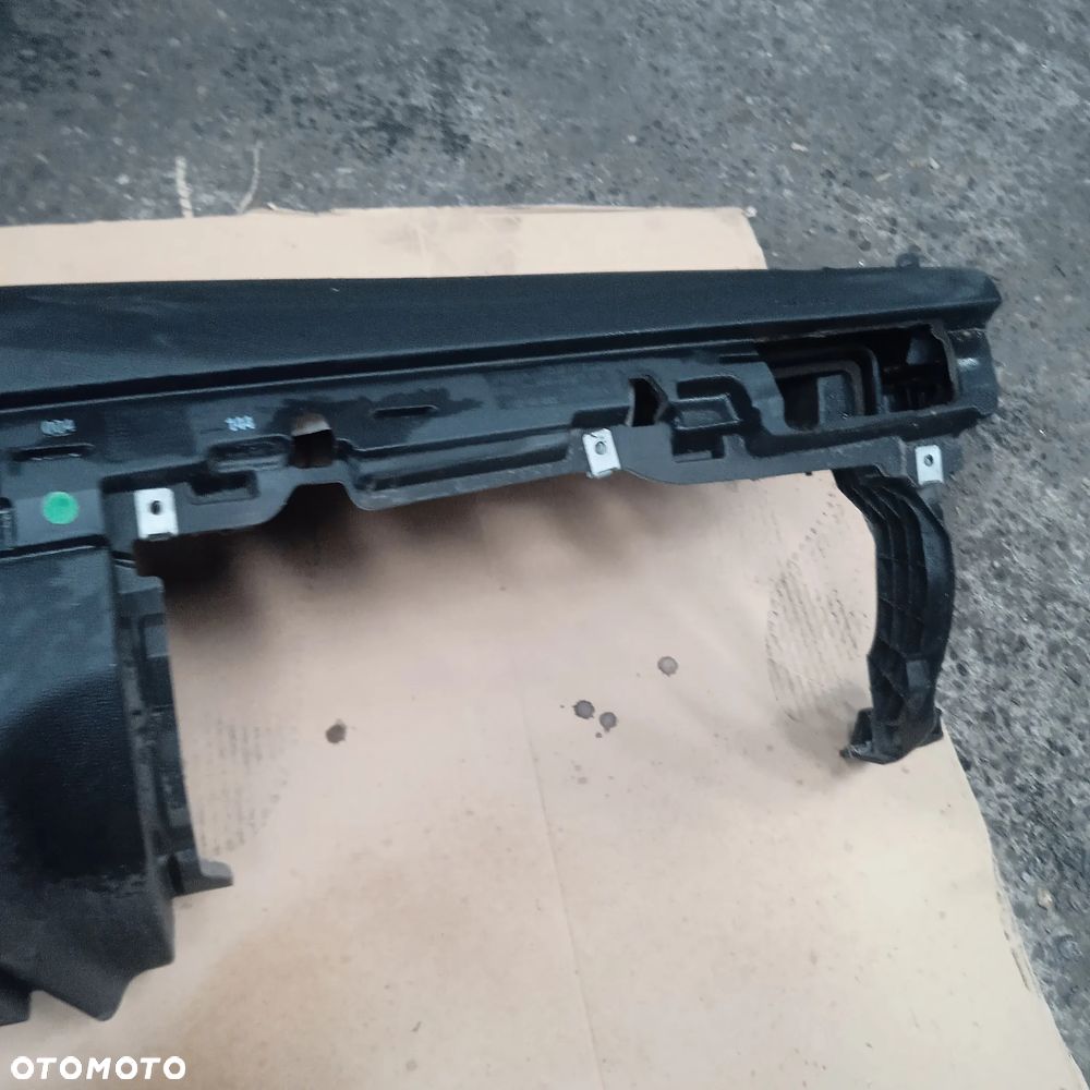 Konsola Mercedes E-klasa W212 A2126802387 - 4