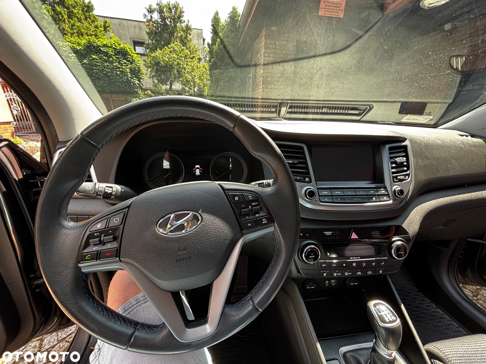 Hyundai Tucson blue 1.7 CRDi 2WD Trend - 16