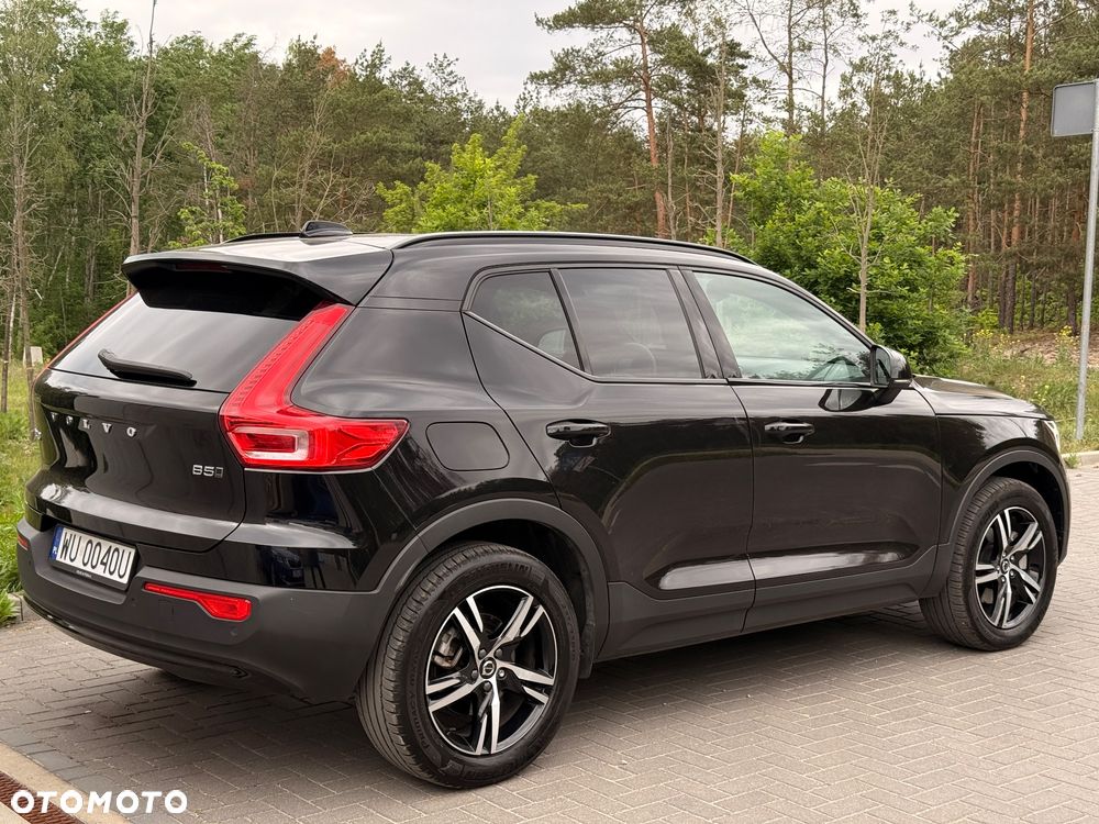Volvo XC 40 B5 B AWD Momentum Pro - 9