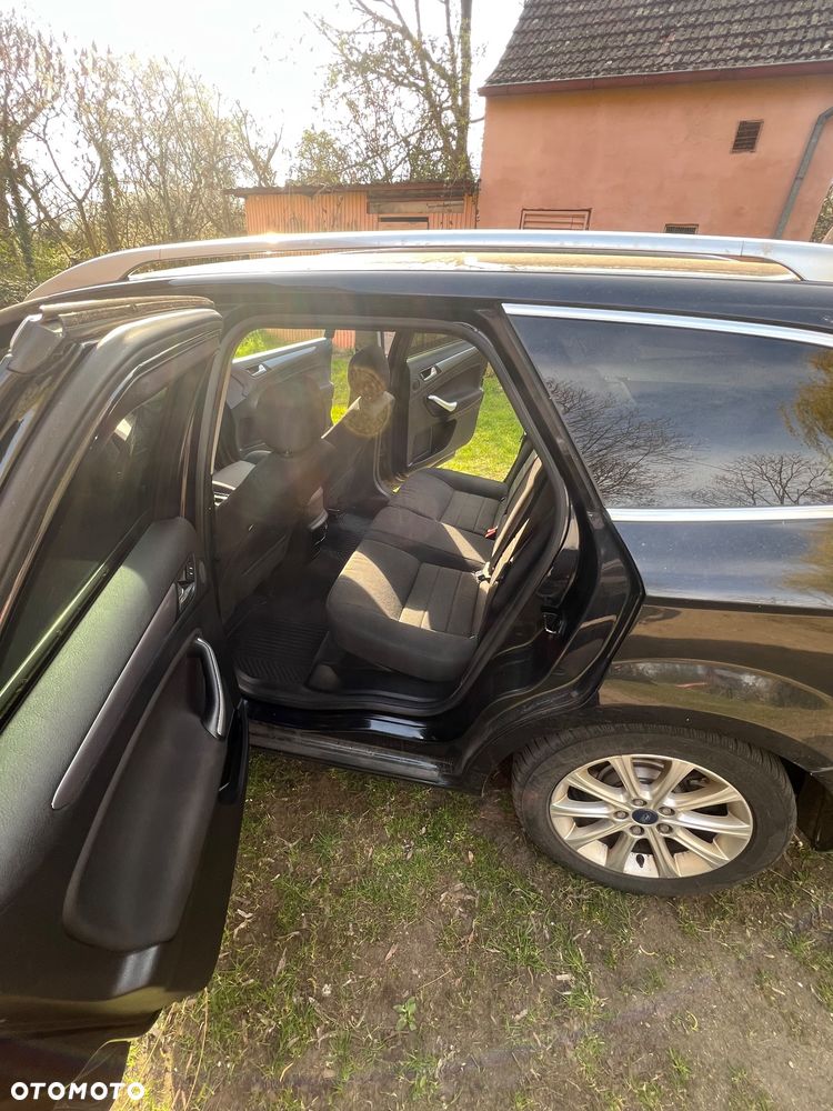 Ford Mondeo - 8