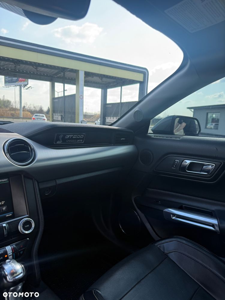 Ford Mustang 5.0 V8 GT - 17