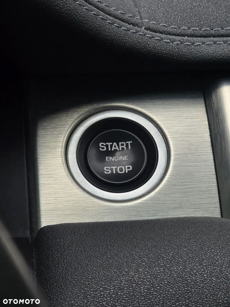 Land Rover Range Rover Evoque D150 R-Dynamic HSE - 30