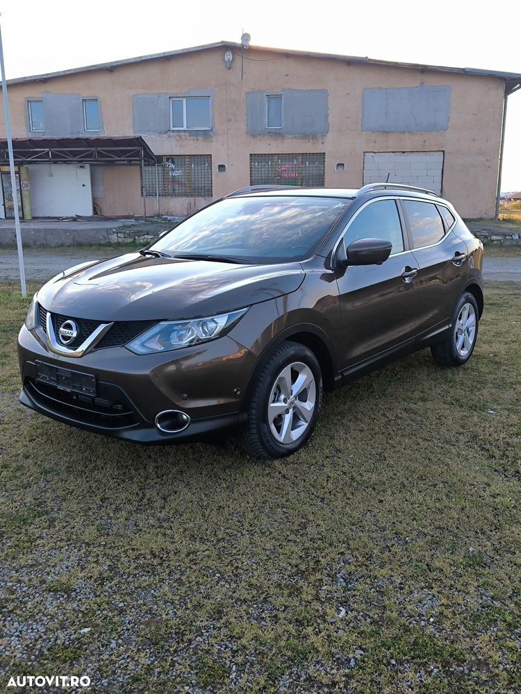 Nissan Qashqai 1.6 DCI Xtronic TEKNA - 1