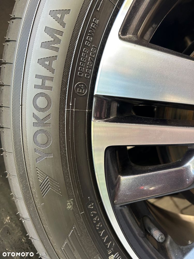 Peugeot 5008 1.5 BlueHDi Allure S&S - 28