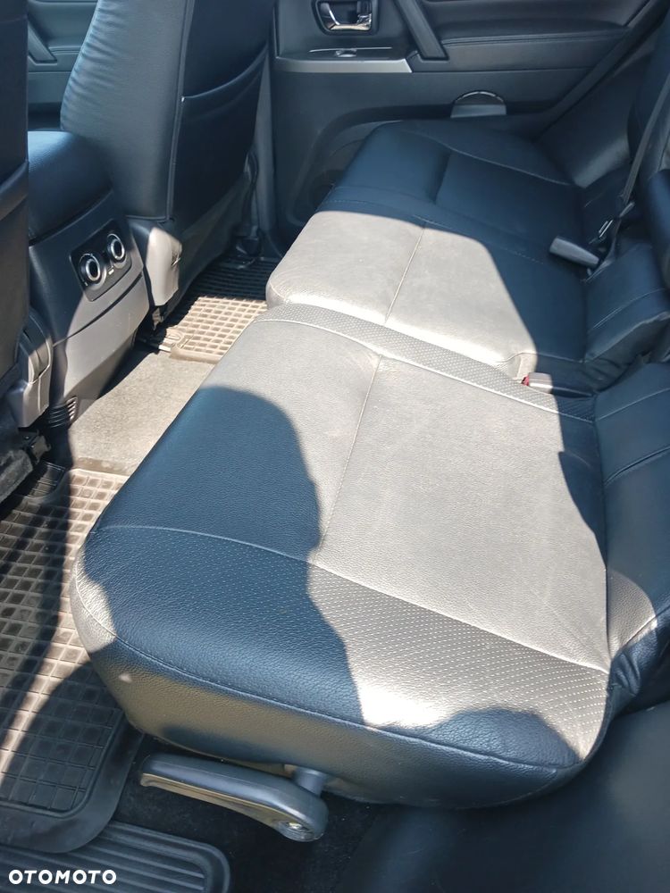 Mitsubishi Pajero 3.2 DID Intense - 37