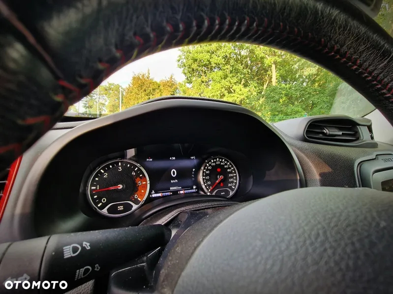 Jeep Renegade 2.0 MultiJet Trailhawk 4WD S&S - 32