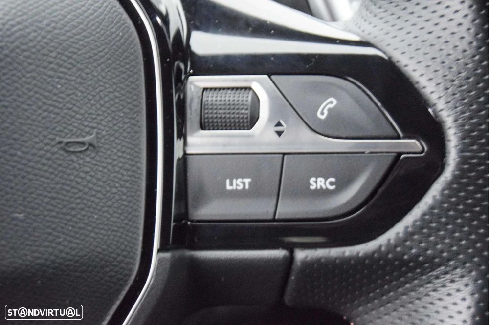 Peugeot 3008 1.6 Hybrid GT Pack e-EAT8 - 14