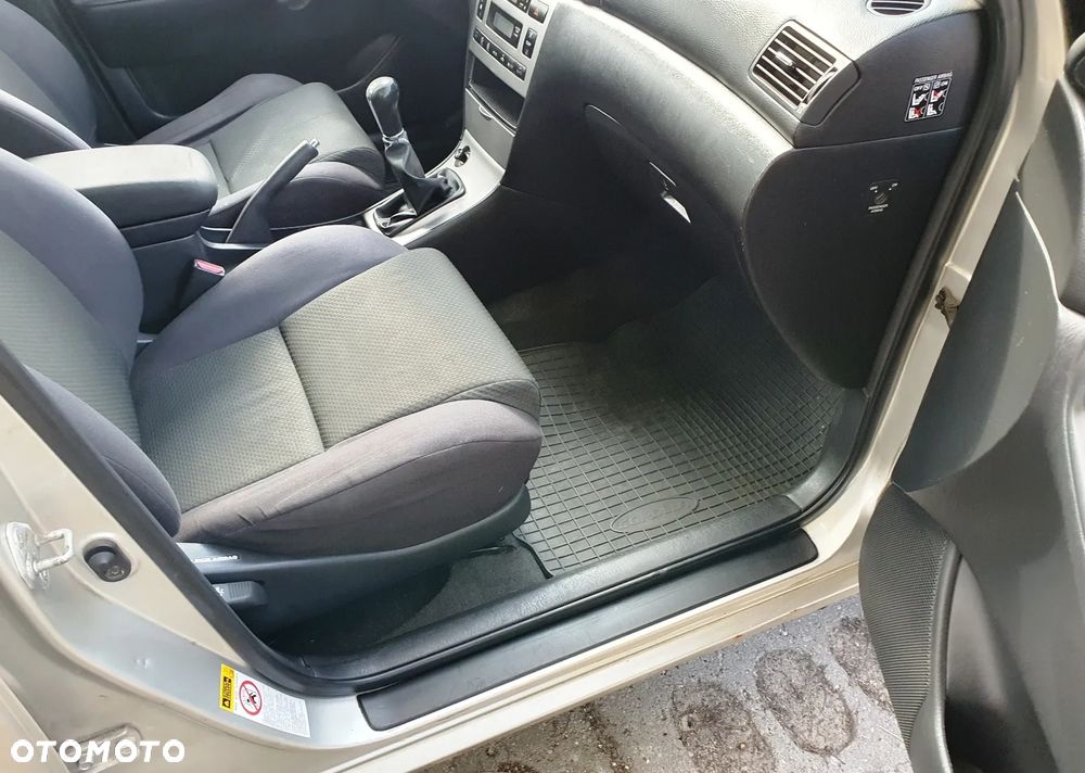Toyota Corolla 1.6 VVT-i Sol - 12
