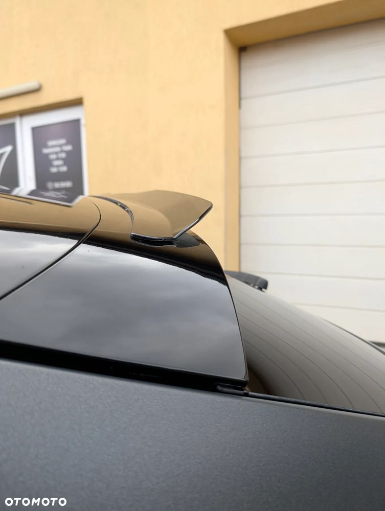 Kia ProCeed 1.6 T-GDI DCT7 OPF GT - 12