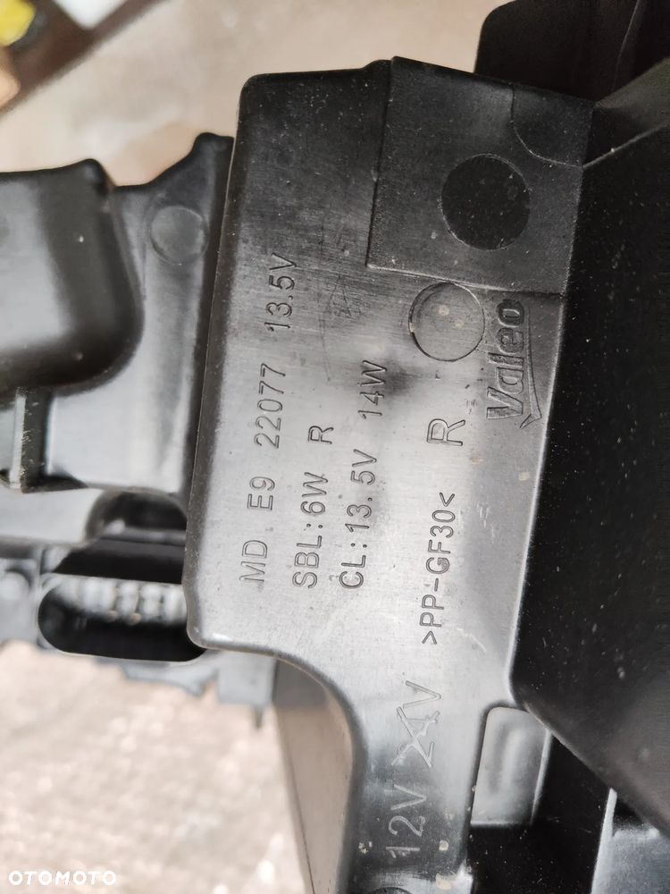 Reflektor LED Przedni Prawy Skoda Scala 657 941 016C Lampa Prawa SKODA Crystal Lighting - 9