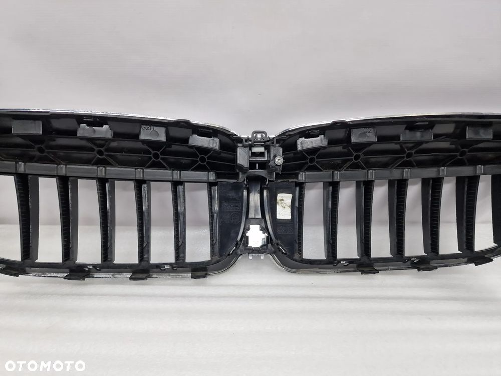 BMW G20 / G21 ATRAPA / GRILL PRZEDNI PRZÓD , NR 5113-192976-10 / 192976-10 , NR AUKCJI GL15 - 21