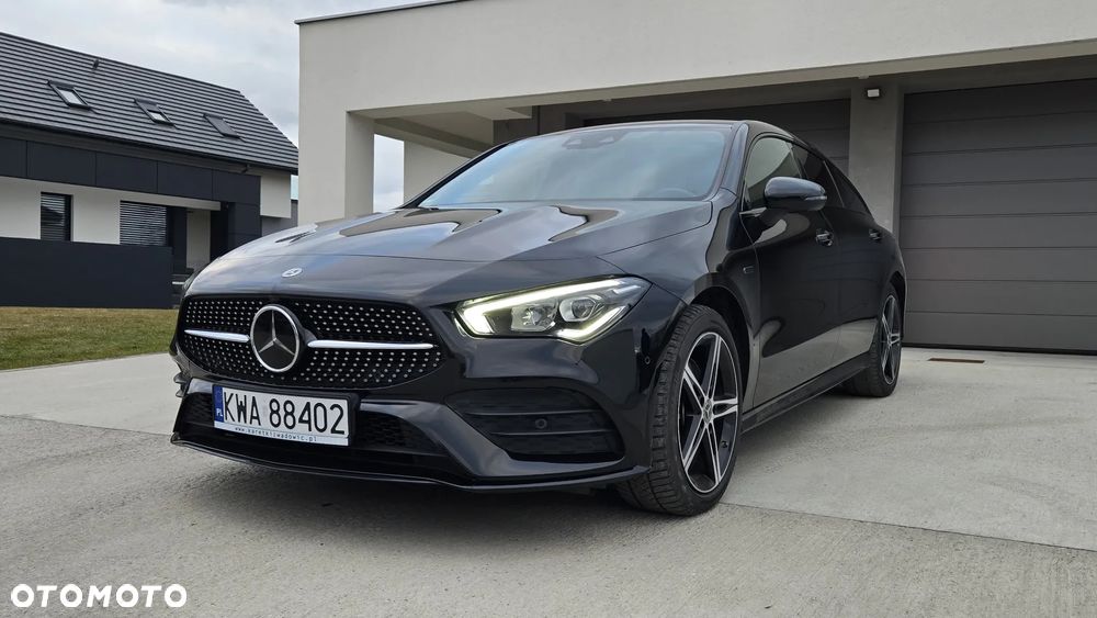 Mercedes-Benz CLA 250 E AMG Line 8G-DCT - 20