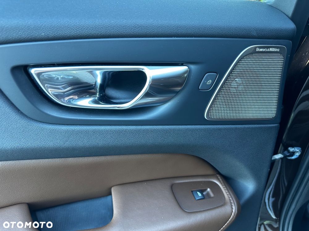 Volvo XC 60 - 19