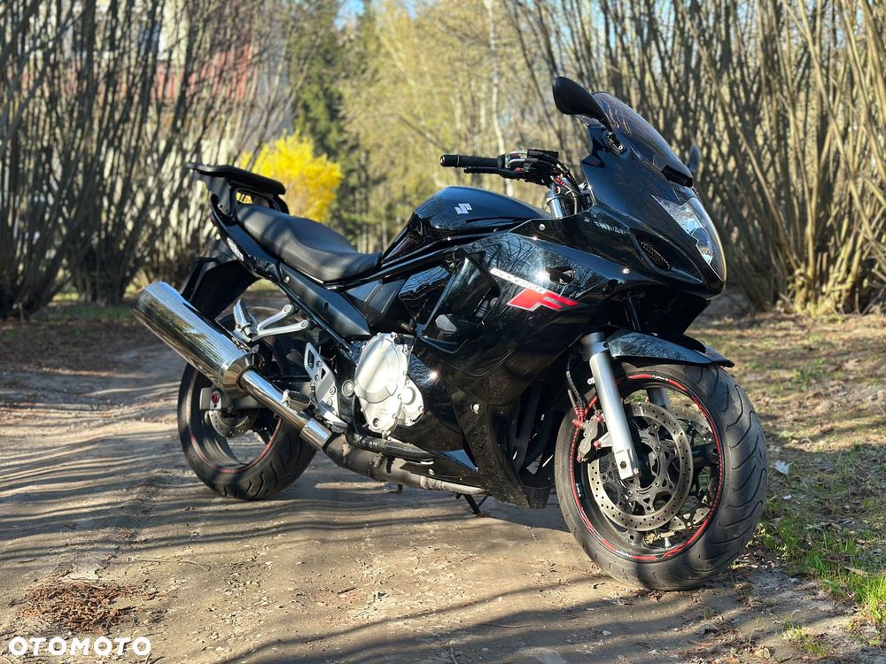 Suzuki GSX - 1