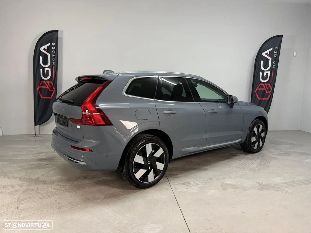 Volvo XC 60 2.0 T8 PHEV Plus Bright AWD - 4