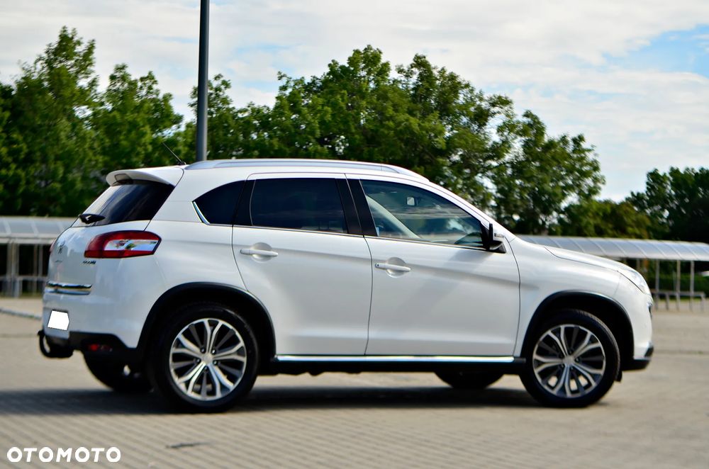 Peugeot 4008 - 12