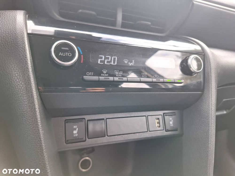 Toyota Yaris Cross Hybrid 1.5 Executive - 29