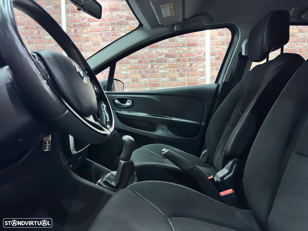 Renault Clio Sport Tourer 1.5 dCi - 14