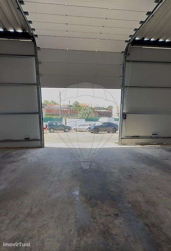 Armazém  para arrendamento - Grande imagem: 2/13