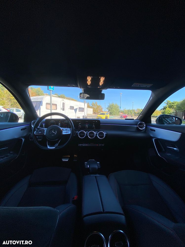 Mercedes-Benz A 180 7G-DCT Advanced AMG Line - 13