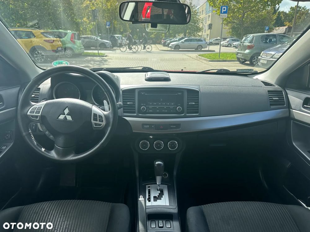 Mitsubishi Lancer 1.8 Invite CVT - 8