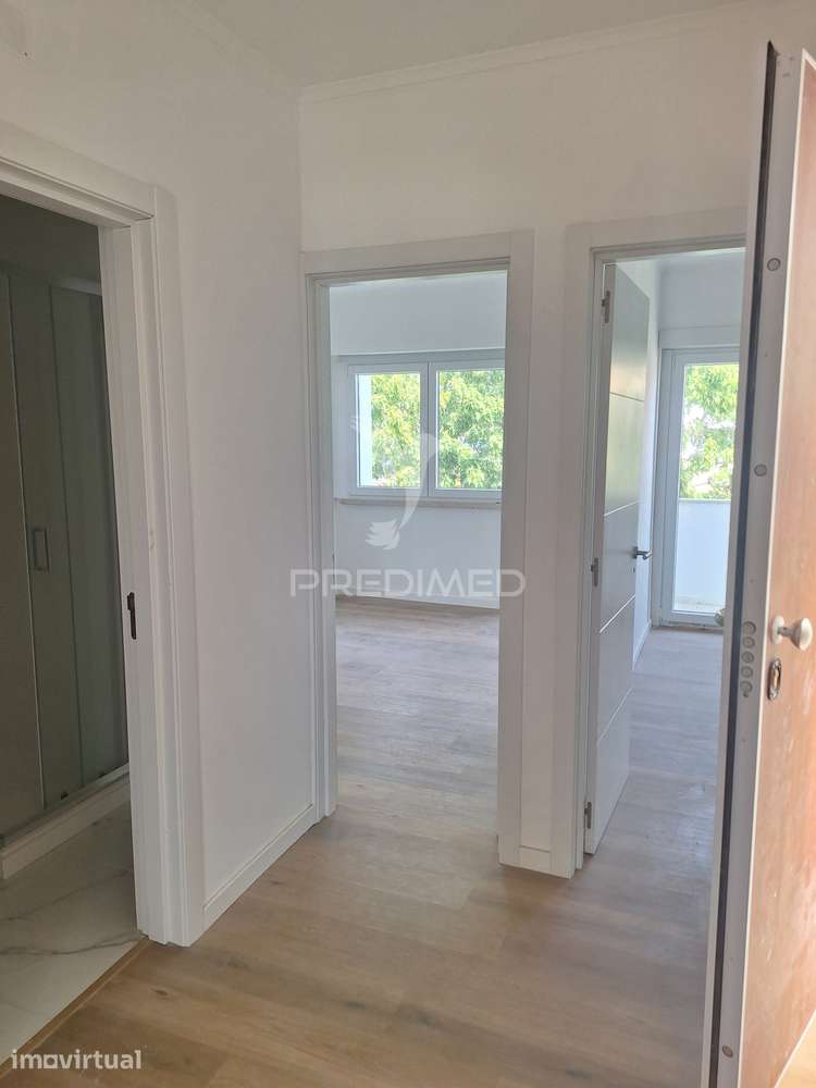 T2 Remodelado Amadora - Grande imagem: 5/9