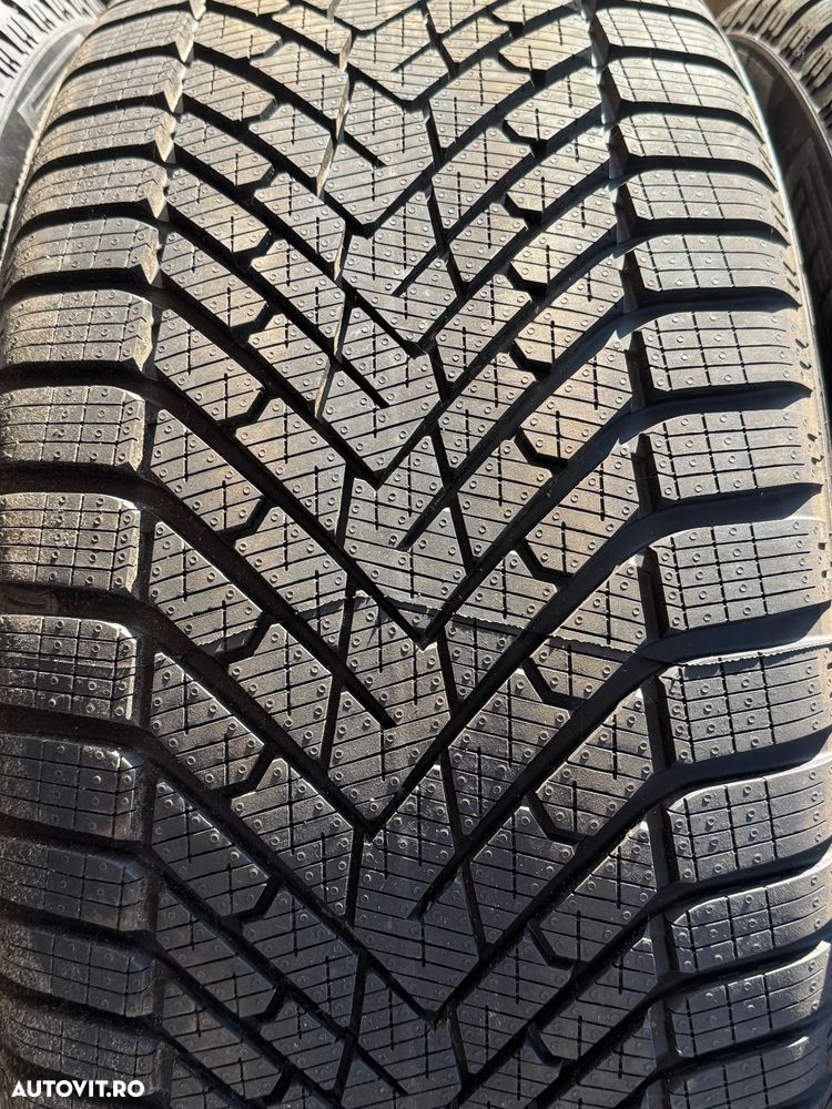Vând set anvelope 275/40/22-315/35/22 Pirelli de iarnă cu runflat noi - 3