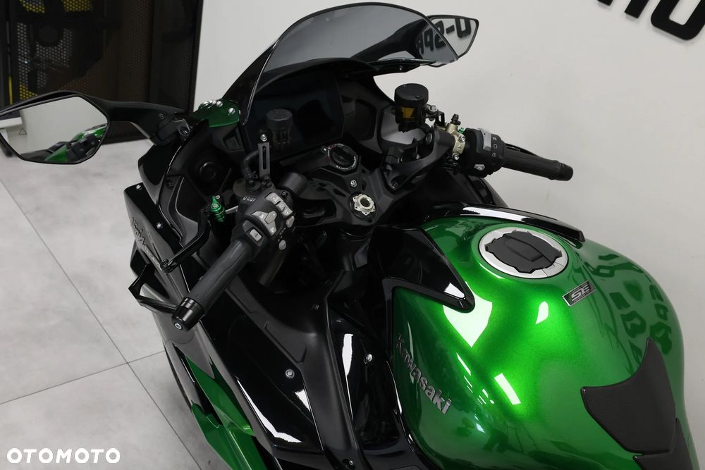 Kawasaki Ninja H2 SX - 16