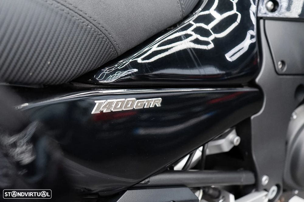 Kawasaki GTR 1400 - 14