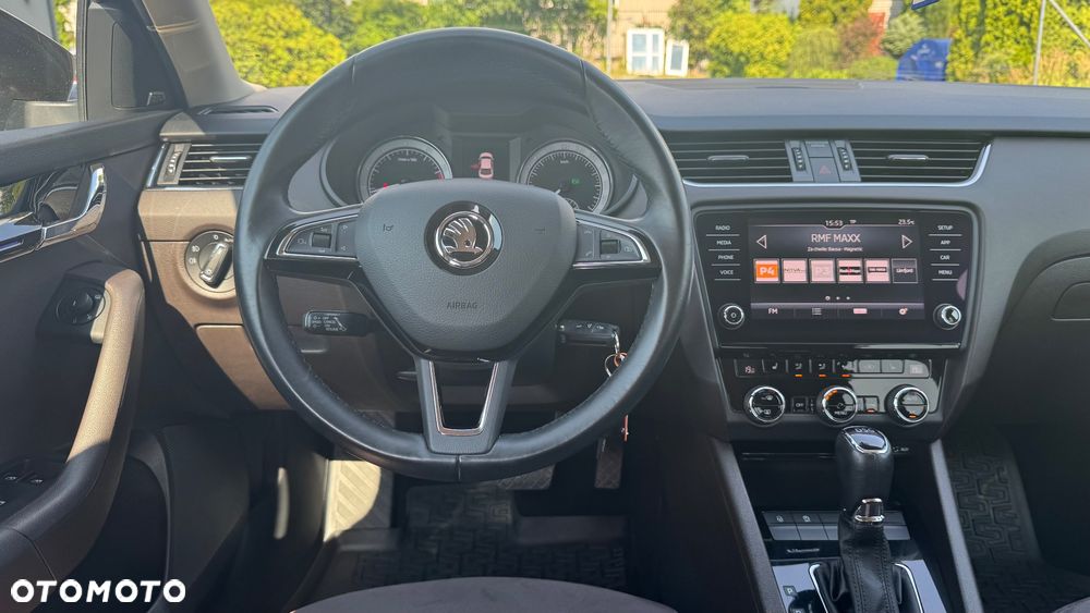Skoda Octavia 1.8 TSI DSG L&K - 36