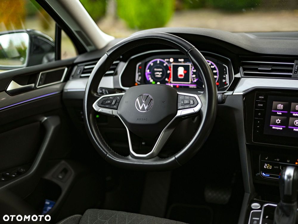 Volkswagen Passat 2.0 TDI SCR Style DSG - 38