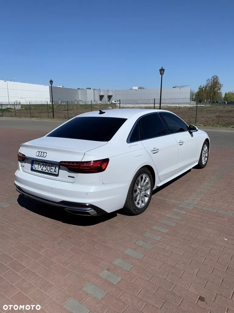 Audi A4 Limousine 40 TFSI mHEV Quattro Advanced S tronic - 5