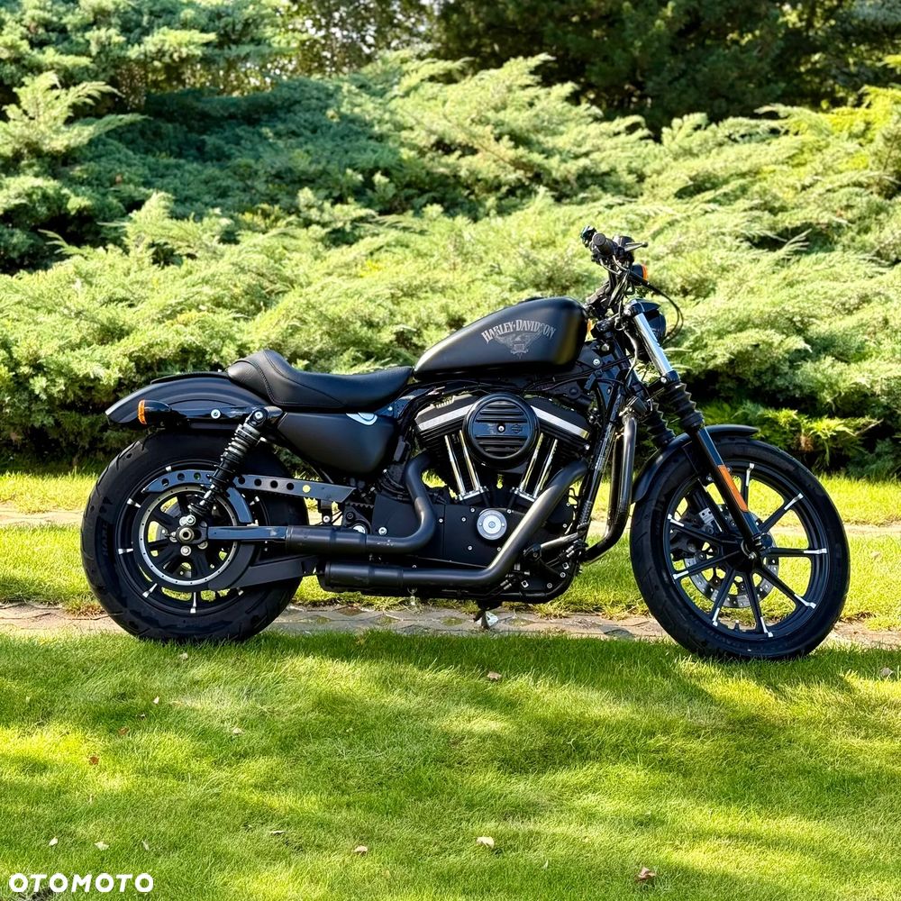 Harley-Davidson Sportster Iron 883 - 1