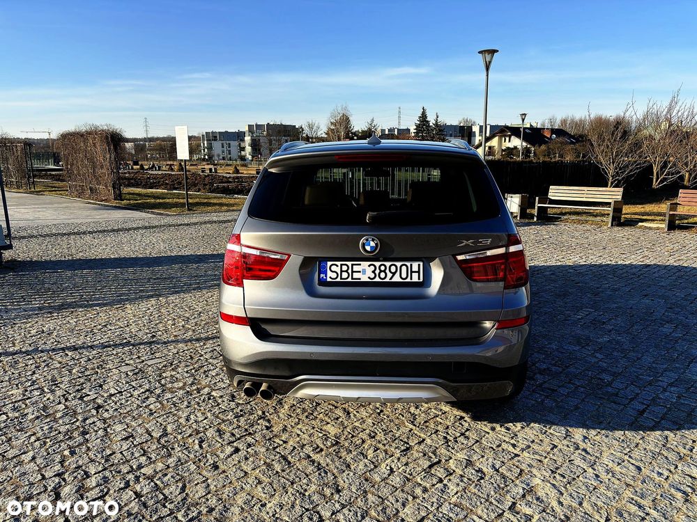 BMW X3 xDrive28i xLine - 3
