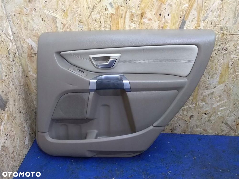 BOCZEK TAPICERKA DRZWI PRAWY TYLNY VOLVO XC90 - 1