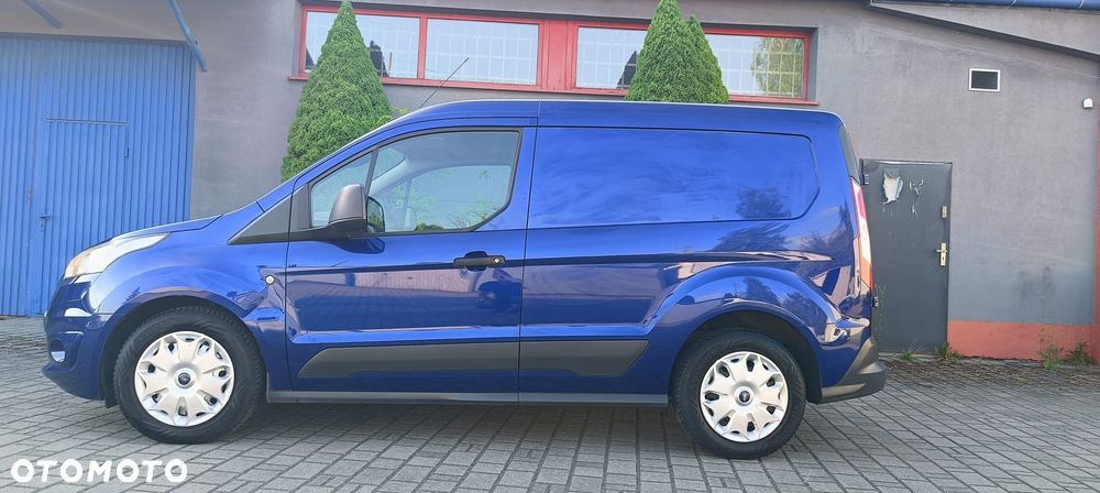 Ford CONNEC - 5