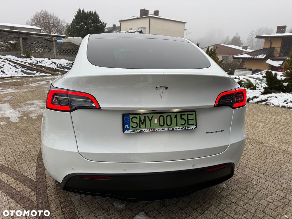 Tesla Y Long Range Dual Motor AWD - 6