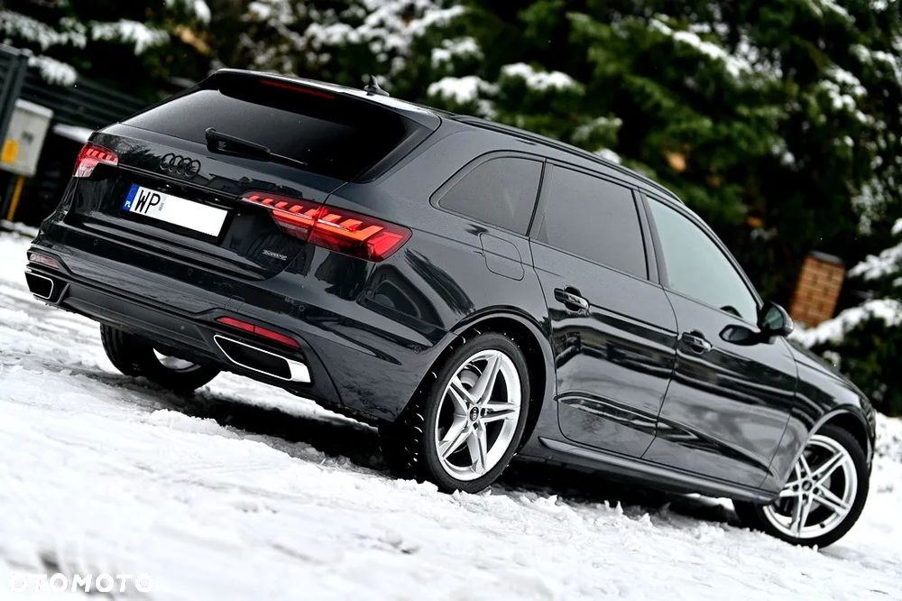 Audi A4 Avant 40 TDI quattro S tronic - 2