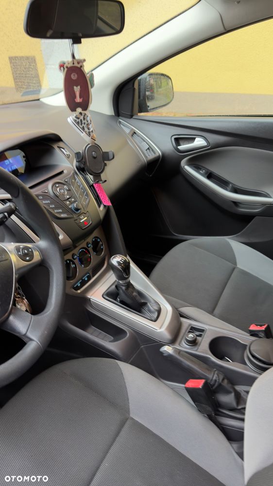 Ford Focus - 22