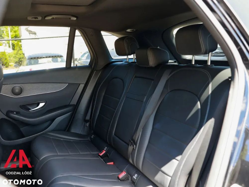 Mercedes-Benz GLC 300 4Matic 9G-TRONIC - 16