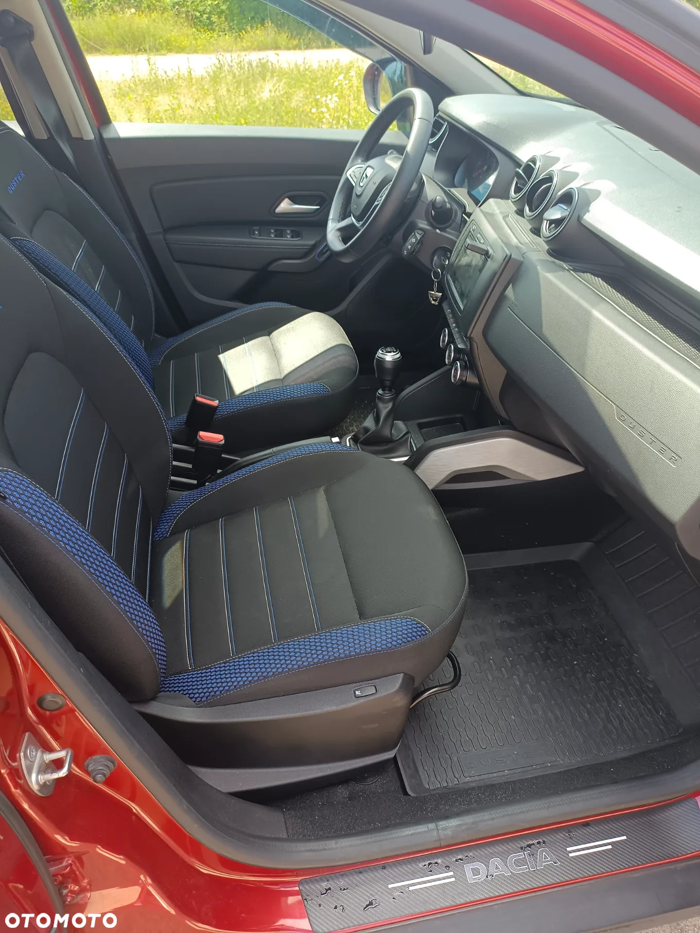 Dacia Duster 1.0 TCe SL Celebration - 11