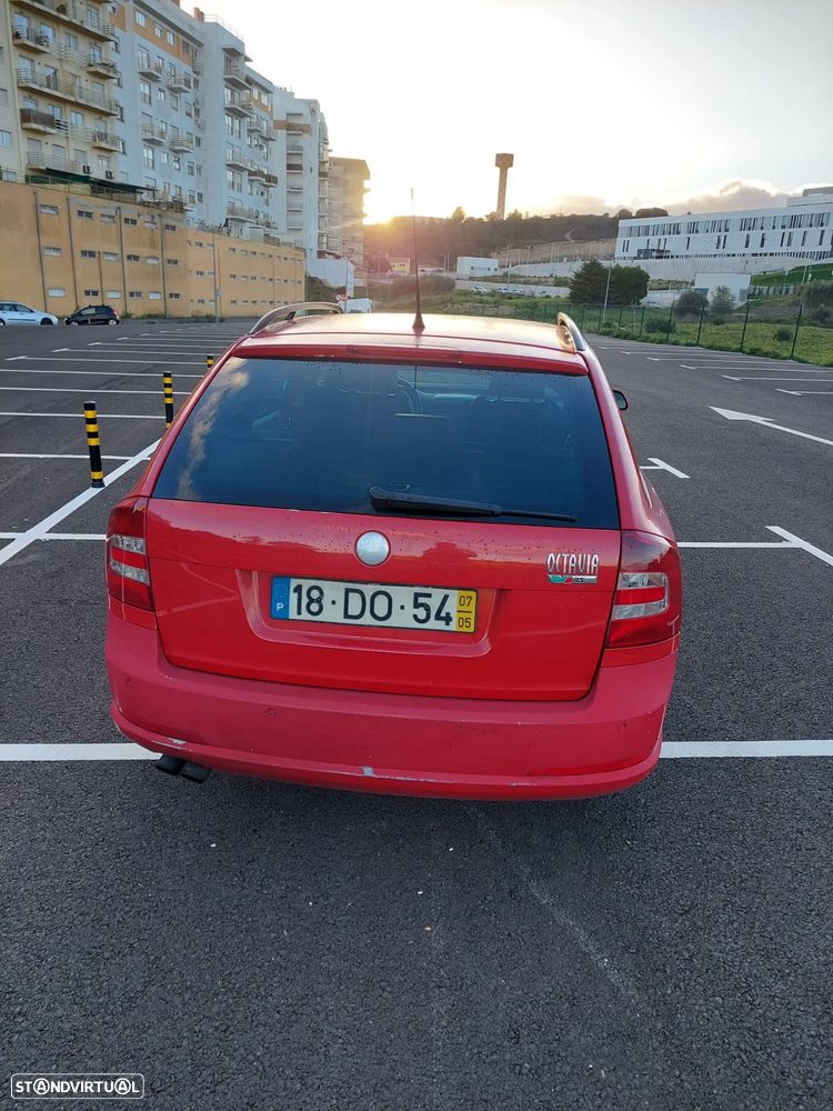 Skoda Octavia Break 2.0 TDI RS - 9