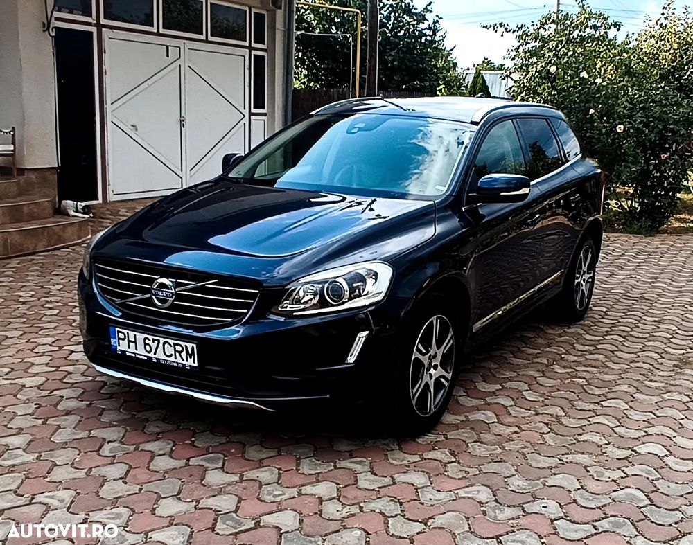 Volvo XC 60 D5 AWD Momentum - 4